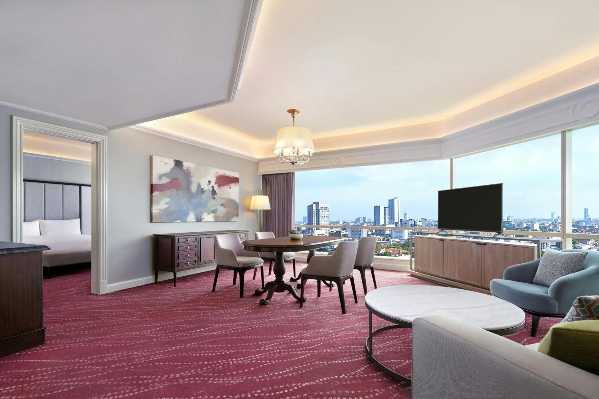 Jw Marriott 5* Sorabaya