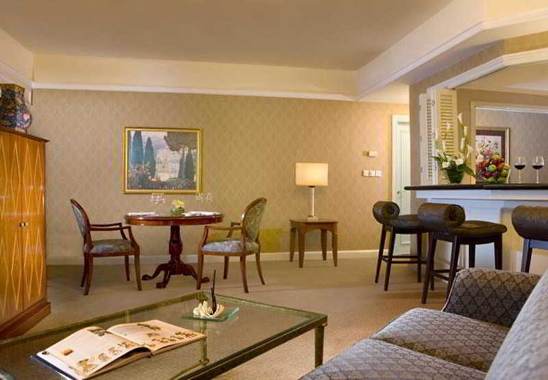 Jw Marriott Hotel